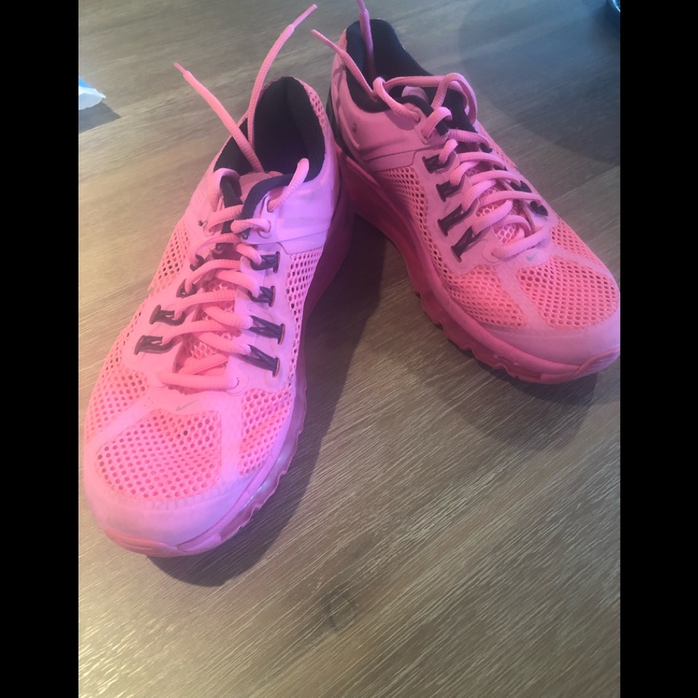 Nike Air Max. Pink
